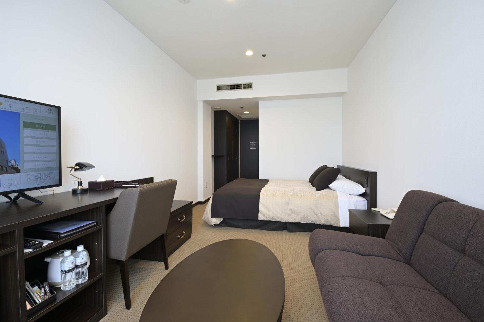 The Italia Ken Hotel Ниигата Екстериор снимка